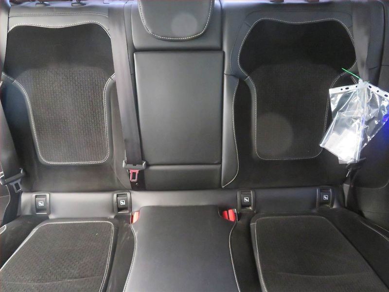 Renault Mégane (2017) 1.6 SCe, Navi, Tempomat - fotka 10 z 16