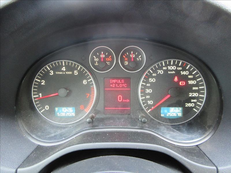 Audi A3 1,8 TFSi 118Kw, Navi, ALU OZ, - fotka 16 z 25