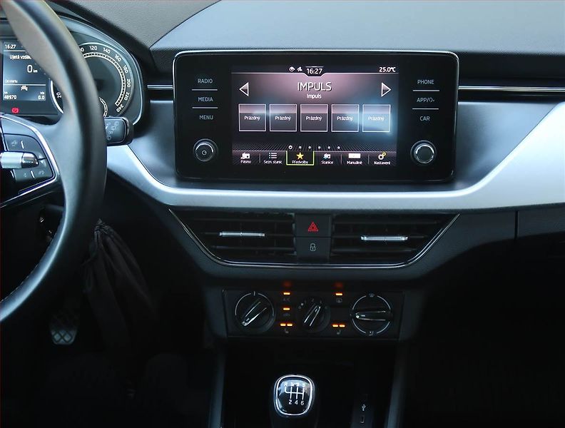 Škoda Scala (2022) Ambition 1.0 TSI, ČR,1.maj - fotka 12 z 23