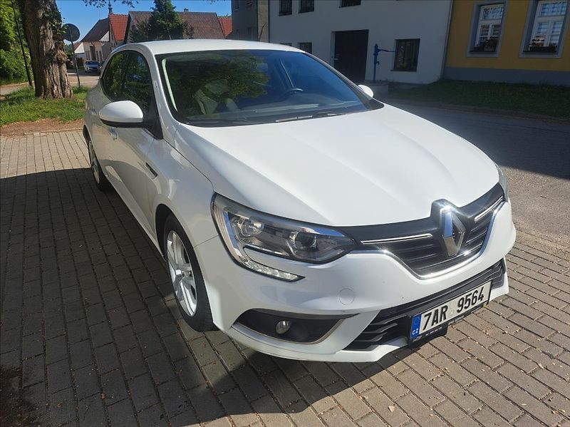 Renault Mégane 1,5 dCi - fotka 14 z 41