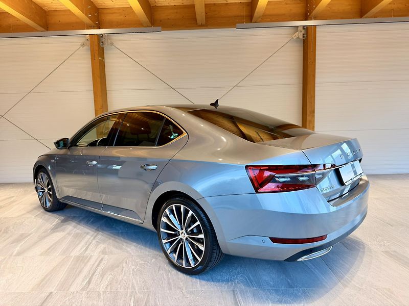 Škoda Superb 2.0 TDi 140 Kw DSG L&K - fotka 23 z 38