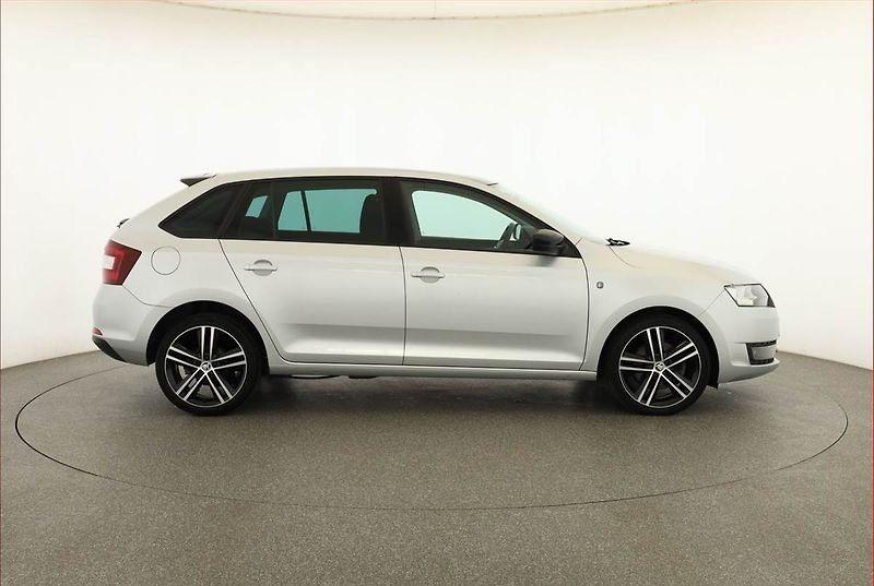 Škoda Superb (2010) 2.0 TDI, Serv.kniha, Tempomat - fotka 6 z 17