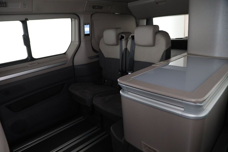 Volkswagen California eHybrid 4M Ocean HuD IQ El.dve - fotka 12 z 13
