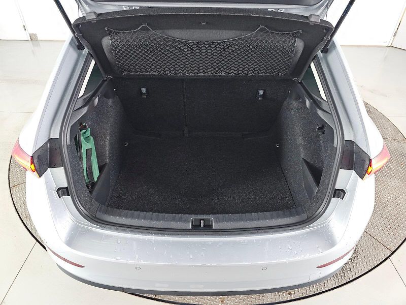 Škoda Scala (2022) 1.0TSI 81kW Ambition - fotka 27 z 27