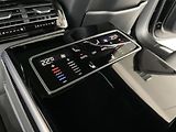 Audi S8 4,0TFSI Quattro*420kW*Webasto - náhled 36