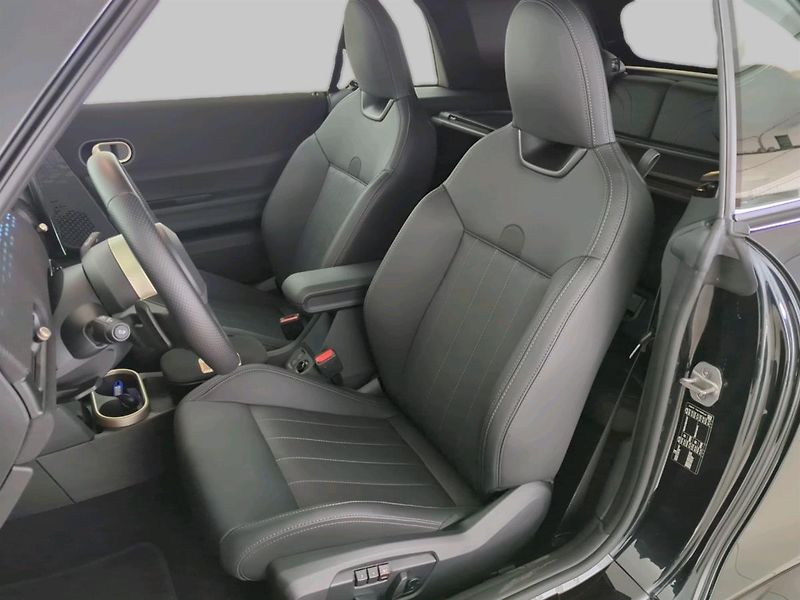 Mini Cooper Cabrio S - fotka 12 z 18