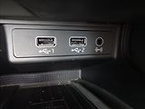 Seat Leon 1,6 TDI 85kW - náhled 40