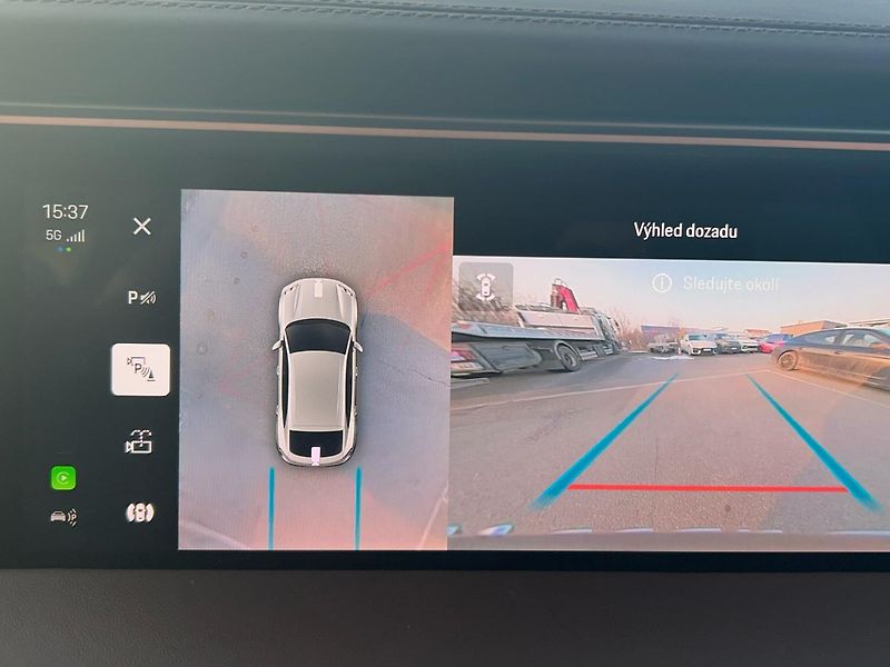 Porsche Macan 4S Electric - fotka 29 z 30