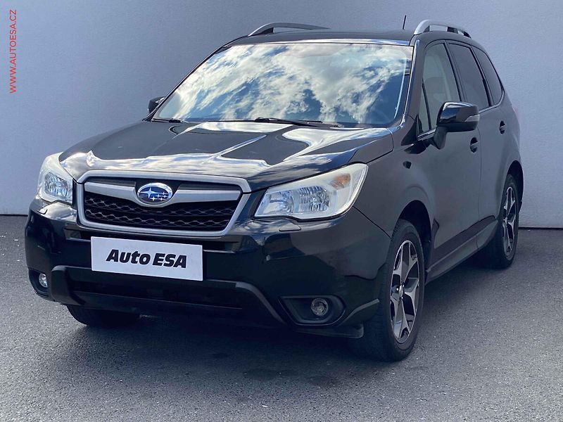 Subaru Forester (2013) 2.0i 4x4, ČR, AT, navi, xenon - fotka 3 z 23