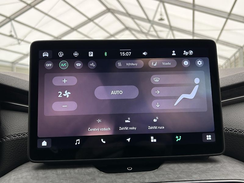 Škoda Kodiaq 2.0 TDI 4x4 Selection - fotka 14 z 25