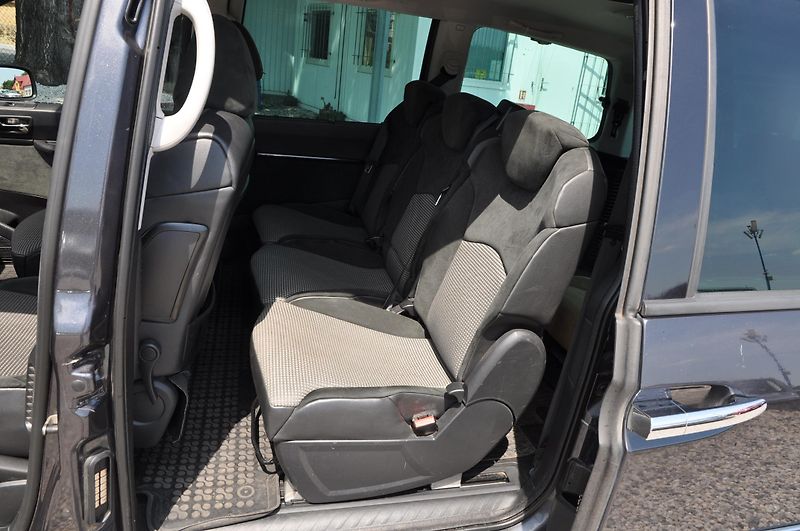 Peugeot 807 2.0HDi 100kW - fotka 7 z 19