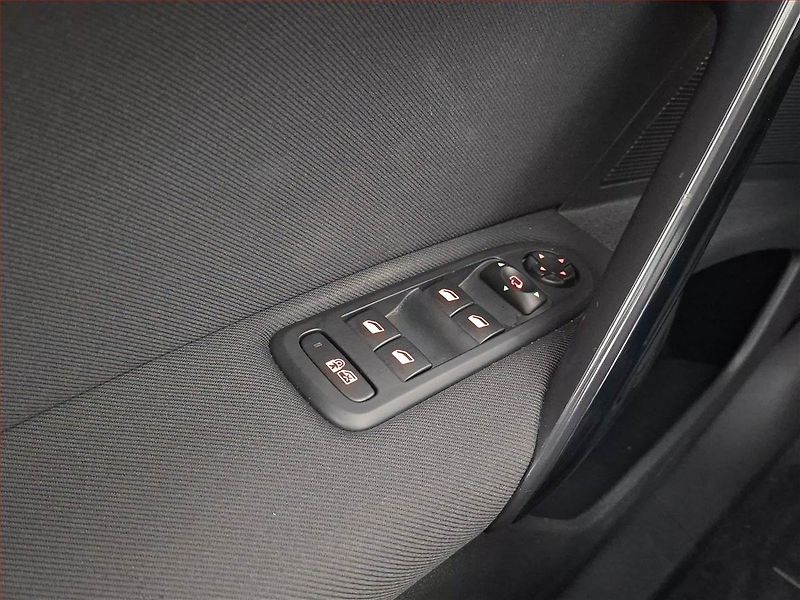 Peugeot 508 (2017) 2.0 BlueHDi, Automat, Kůže - fotka 21 z 22