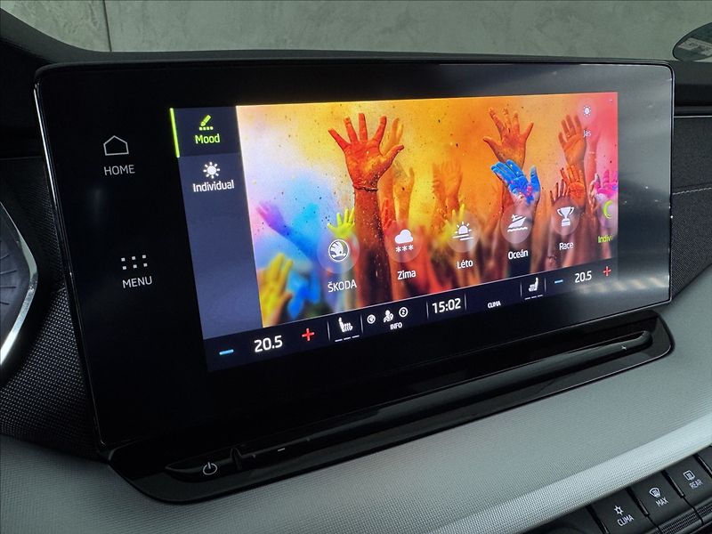 Škoda Octavia 1,4 TSi  iV DSG Style Virtual - fotka 37 z 49
