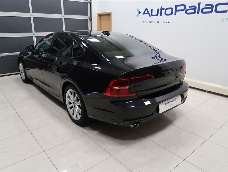 Volvo S90 2,0 D5 AWD INSCRIPTION - fotka 7 z 54
