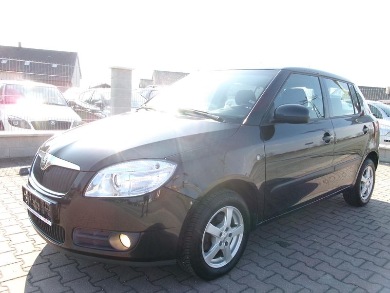 Škoda Fabia (2007) 1,4 16V AC ALU VÝHŘEV - fotka 2 z 27