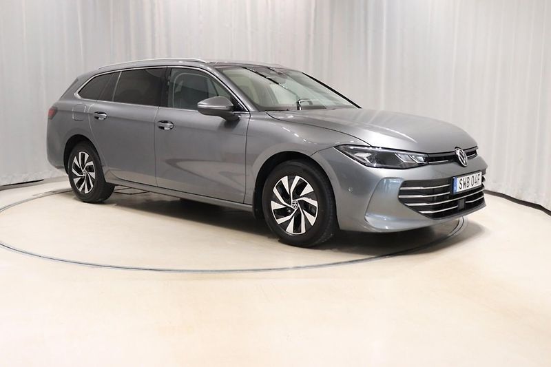 Volkswagen Passat 1.5 eTSI Kessy Webasto Tažné - fotka 3 z 12