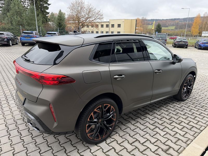 Cupra Terramar (2026) 2.0TSI 150kW 4WD R20 NT DCC CZ - fotka 11 z 50