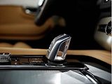Volvo XC90.