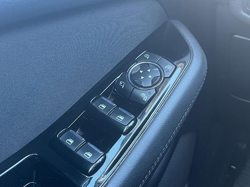 Ford S-MAX (2020) 2.0 140kw, 4x4, ČR, tažné, for - fotka 12 z 27