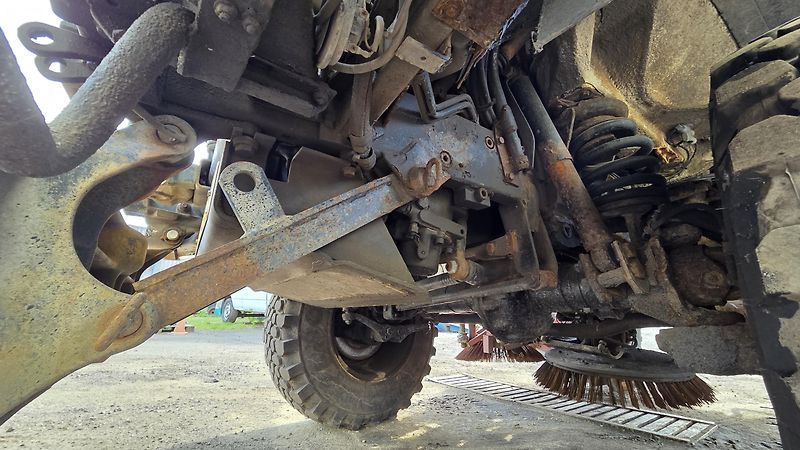 (1999) Unimog 1400 zamet2.5m3 +S3 - fotka 22 z 31