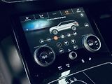 Land Rover Range Rover Velar (2018) P250*R-DYNAMIC*AWD* - náhled 25