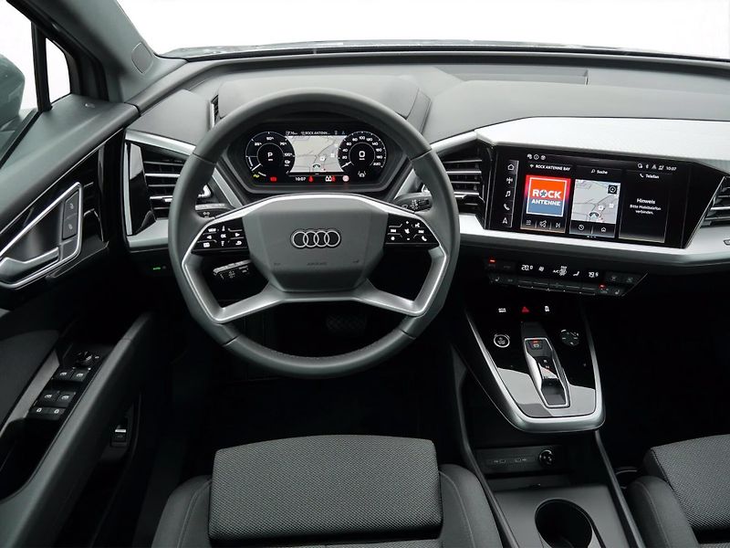 Audi Q4 e-tron 40 Sportback Keyless Asistence - fotka 12 z 18
