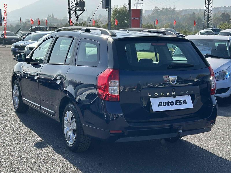 Dacia Logan (2020) 1.0i, 2.maj,ČR, AC, TZ - fotka 6 z 14