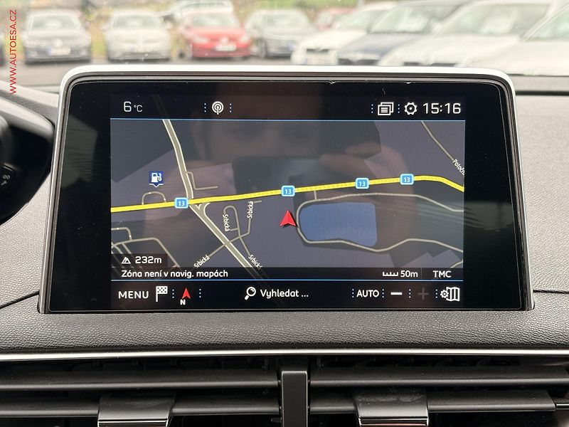 Peugeot 3008 (2019) 1.5HDi, Active, navi - fotka 17 z 18
