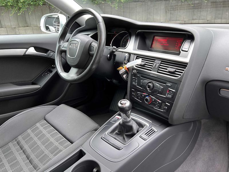 Audi A5 coupé 2.0 TFSi 132 kW BBS R19 - fotka 7 z 16