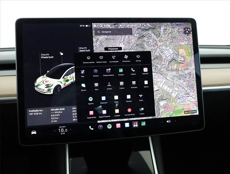 Tesla Model 3 (2019) Std Range Plus 52kWh, SoH 79% - fotka 14 z 22