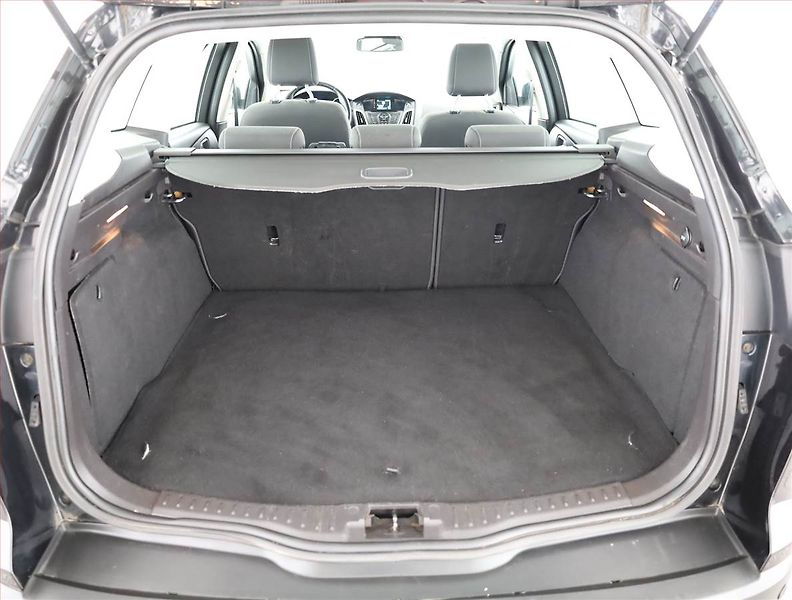 Ford Focus (2013) 1.0 EcoBoost, Serv.kniha - fotka 14 z 15