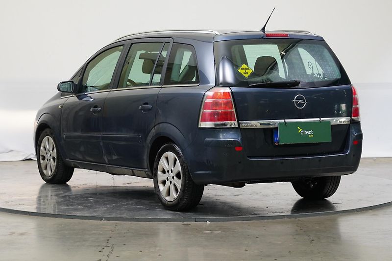 Opel Zafira - fotka 4 z 6