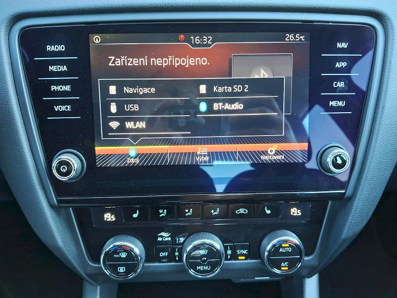 Škoda Octavia (2019) Style Plus DSG 2,0TSi 140kW - fotka 21 z 34