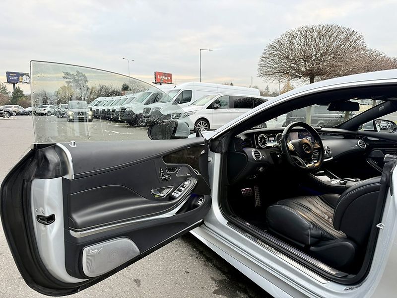 Mercedes-Benz Třídy S (2015) 500 4MATIC kupé - fotka 13 z 51