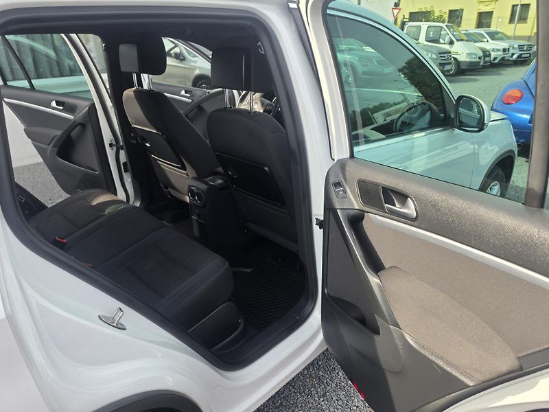 Volkswagen Tiguan 1.4 TSi Led Navi TZ Kei  - fotka 11 z 19
