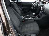 Peugeot 308 (2015) Allure 1.2 e-THP, ČR,1.maj - náhled 7