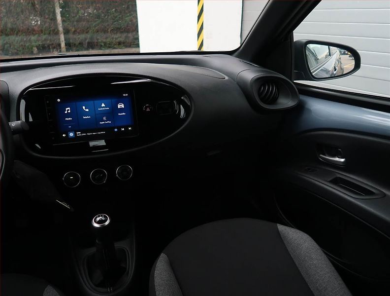 Toyota Aygo (2024) 1.0, ČR,1.maj, Serv.kniha - fotka 8 z 17