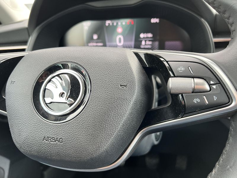 Škoda Kamiq Top Selection 1.5TSi 110kw ČR - fotka 18 z 45