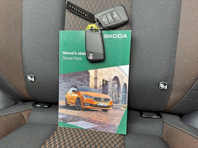 Škoda Fabia (2024) Top Selection 1.0 TSI 85kW DSG - fotka 32 z 33