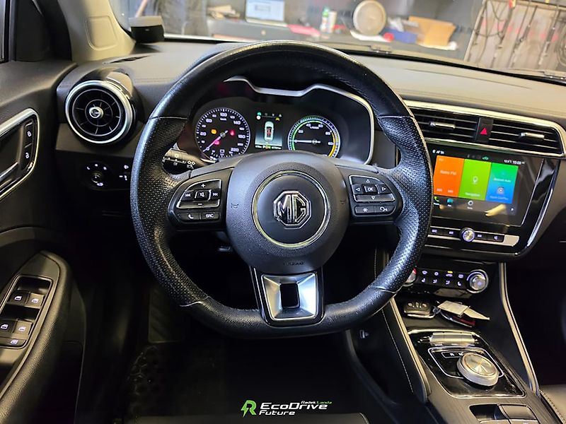 MG ZS (2021) Luxury 44,5 kWh, (143 koní) - fotka 6 z 11