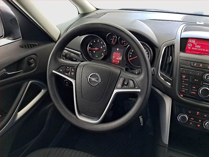 Opel Zafira (2013) 1.4 Turbo, 7 míst, Serv.kniha - fotka 17 z 17