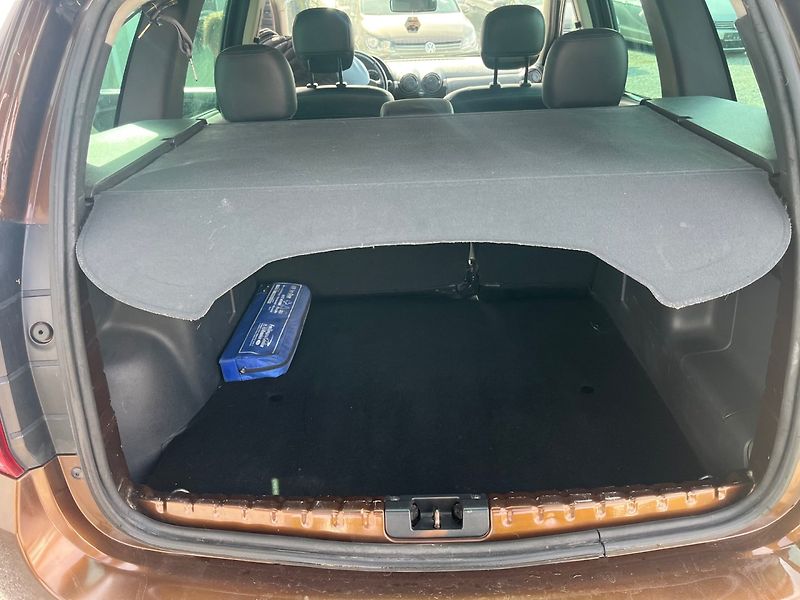 Dacia Duster (2011) 1.6 16 V Klima - fotka 11 z 18