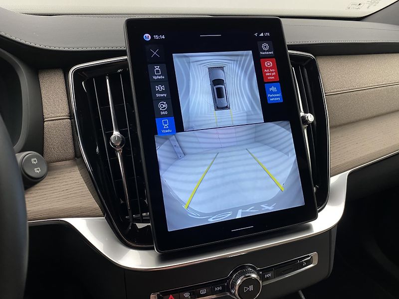 Volvo XC90 B5 AWD BRIGHT PLUS REZERVACE - fotka 61 z 64