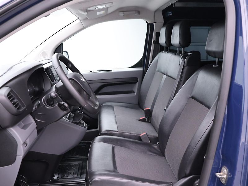 Toyota ProAce 2,0 D-4D 90kW L2 6-míst CZ DPH - fotka 10 z 29