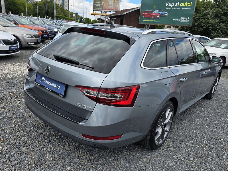 Škoda Superb 2.0 TDI DSG WEBASTO PANORAMA  - fotka 5 z 35