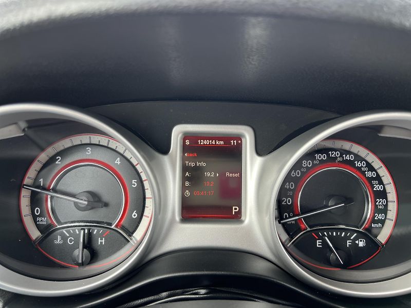Fiat Freemont 2.0MJT 4x4 AUTOMAT 7MÍST KŮŽE  - fotka 17 z 50
