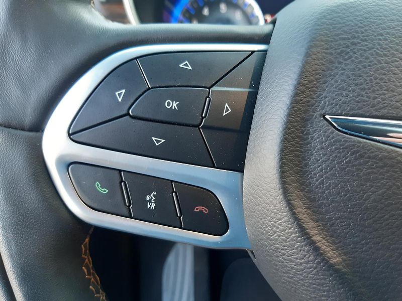 Chrysler Pacifica (2026) 3,6 V6 Pinnacle 4x4 - fotka 42 z 55