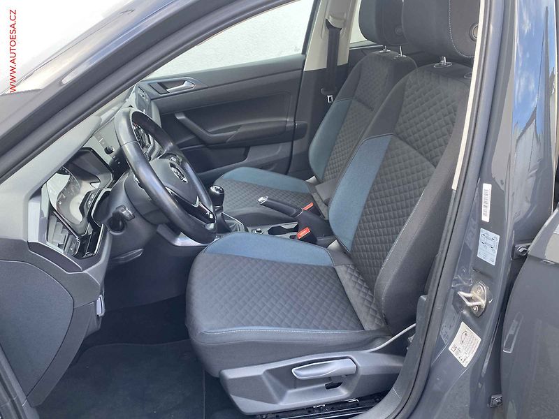 Volkswagen Polo (2019) 1.0 TSi, IQ Drive, navi - fotka 9 z 18