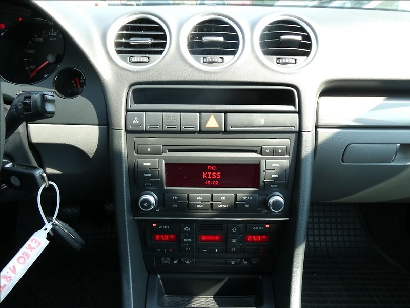 Seat Exeo 1,8 TSi 88kW serviska, 2x kola - fotka 20 z 37