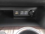 Toyota Highlander 2.5e-CVT HEV 7míst, AWD - náhled 29